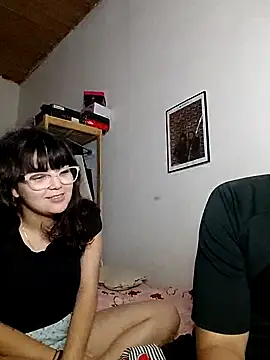 Snapshot of dulce_pareja chatting on November 21, 2025, 3:38 am dulce pareja online show from November 21, 2025, 3:38 am