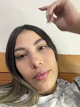 Snapshot of Anna_Bitch_Disgusting chatting on February 26, 2026, 1:48 am Anna Bitch Disgusting online show from February 26, 2026, 1:48 am