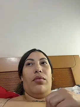 Snapshot of Anna_Bitch_Disgusting chatting on February 27, 2026, 3:06 am Anna Bitch Disgusting online show from February 27, 2026, 3:06 am