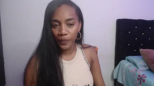 AishaOwens online show from November 19, 2025, 7:47 pm