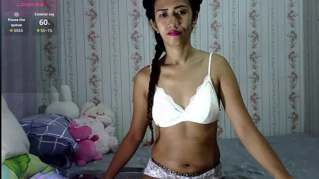 Snapshot of ClitoriaMax69 chatting on November 17, 2025, 11:27 am ClitoriaMax69 online show from November 17, 2025, 11:27 am