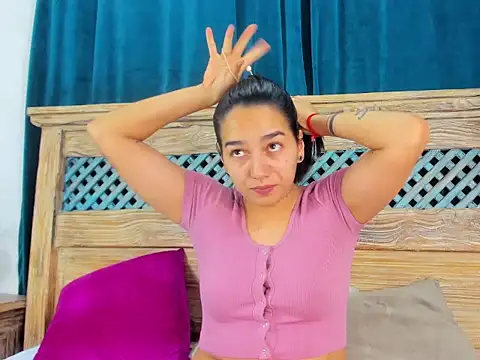 Snapshot of Chelsea_Russell01 chatting on November 21, 2025, 2:32 am Chelsea Russell01 online show from November 21, 2025, 2:32 am