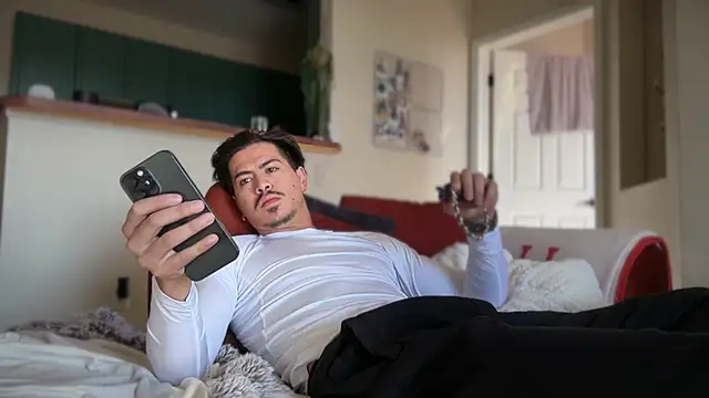 nudecouple100 online show from December 1, 2025, 5:18 pm