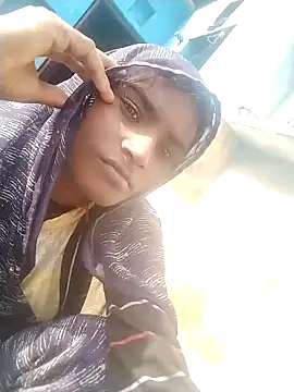 Big Lovexx online show from November 14, 2025, 4:11 am