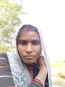 Big Lovexx online show from November 15, 2025, 4:21 am