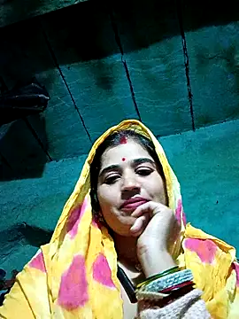 Hot kamla online show from December 18, 2025, 3:29 pm