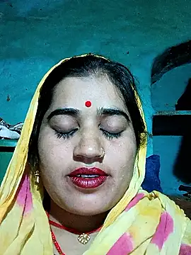 Hot kamla online show from January 18, 2026, 1:37 pm