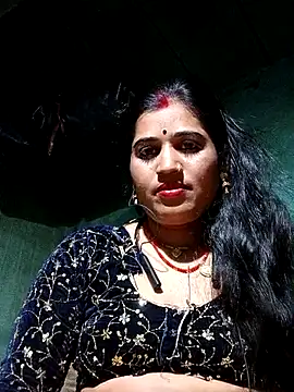 Hot kamla online show from April 10, 2026, 3:39 pm