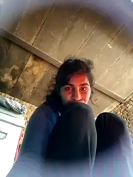 Kumari gairl online show from December 21, 2025, 3:57 am