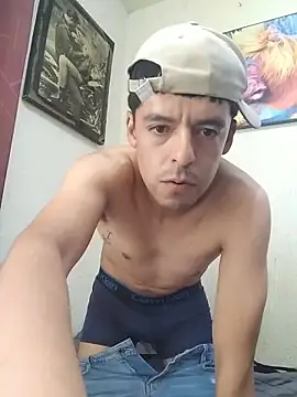 Junior 47 online show from April 5, 2026, 8:06 pm