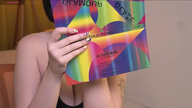 Snapshot of lunar_bluebell chatting on November 12, 2025, 8:52 pm lunar bluebell online show from November 12, 2025, 8:52 pm