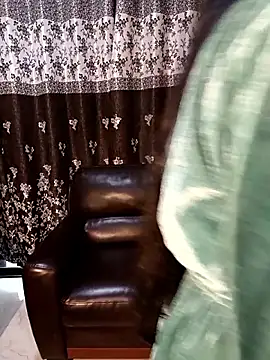 Snapshot of Angelic_Princess chatting on November 16, 2025, 11:05 am Angelic Princess online show from November 16, 2025, 11:05 am