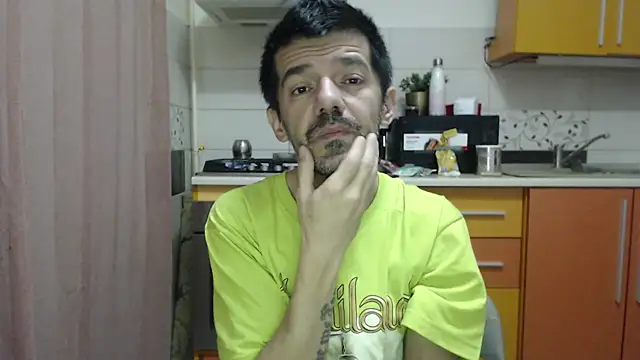 Snapshot of Dale_E chatting on December 23, 2025, 5:38 am Dale E online show from December 23, 2025, 5:38 am