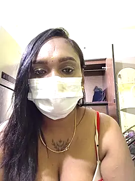 Snapshot of Dharshini98 chatting on February 3, 2026, 1:15 am Dharshini98 online show from February 3, 2026, 1:15 am