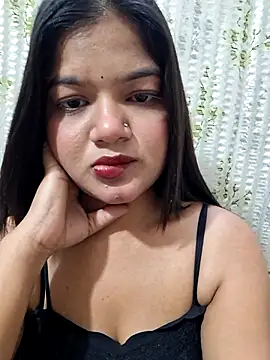 Snapshot of DIMPLE-GIRL88 chatting on April 3, 2026, 9:24 pm DIMPLE-GIRL88 online show from April 3, 2026, 9:24 pm