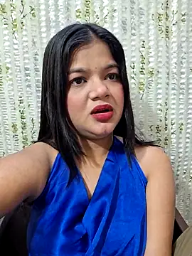 Snapshot of DIMPLE-GIRL88 chatting on April 6, 2026, 7:20 am DIMPLE-GIRL88 online show from April 6, 2026, 7:20 am