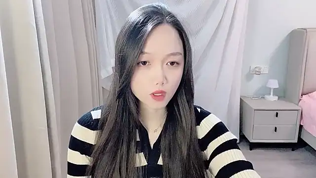 BoiI2u online show from November 17, 2025, 3:51 pm