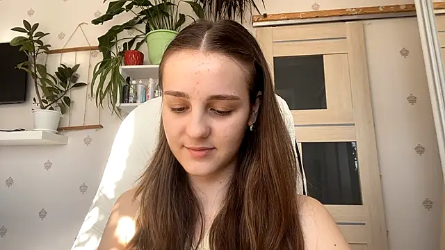 SweetieKatie online show from March 30, 2026, 11:55 am