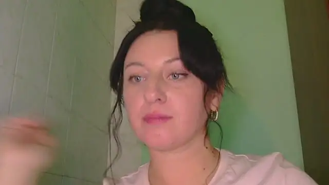 MelinaAx online show from December 4, 2025, 11:57 pm