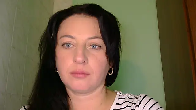 MelinaAx online show from December 16, 2025, 10:15 pm