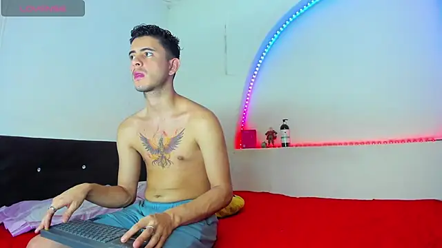 Snapshot of kaiborman00 chatting on November 19, 2025, 6:52 pm kaiborman00 online show from November 19, 2025, 6:52 pm