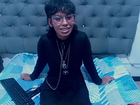 AsmodeaDominatrix online show from November 19, 2025, 9:04 pm