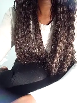 mirna96 online show from November 17, 2025, 7:30 pm