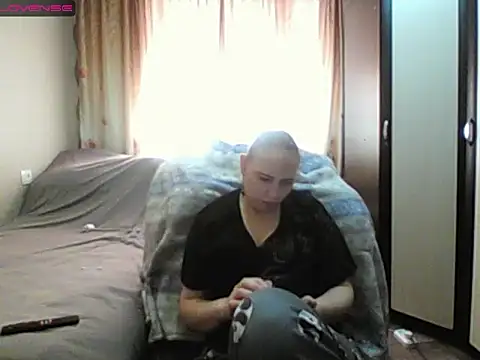 JenniDeep online show from March 11, 2026, 8:09 am