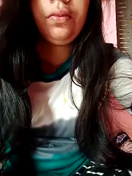 Snapshot of isha_sharma2002 chatting on November 15, 2025, 3:48 am isha sharma2002 online show from November 15, 2025, 3:48 am