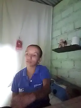 Snapshot of SindyHans chatting on November 22, 2025, 1:04 am SindyHans online show from November 22, 2025, 1:04 am