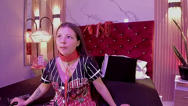 Danna-Rouse online show from February 13, 2026, 8:38 pm