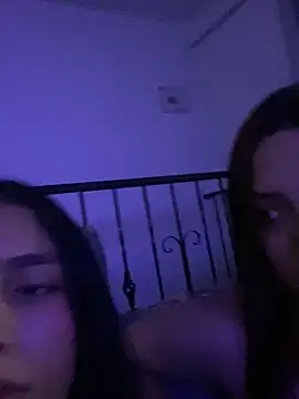 Snapshot of nahoval_dania chatting on November 16, 2025, 10:48 pm nahoval dania online show from November 16, 2025, 10:48 pm