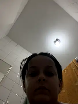 Snapshot of olicaroo chatting on November 19, 2025, 12:32 am olicaroo online show from November 19, 2025, 12:32 am