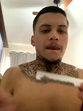 Ryanzl017 online show from November 15, 2025, 10:23 am