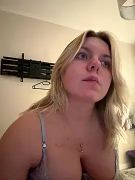 Nallinee online show from January 8, 2026, 10:56 pm