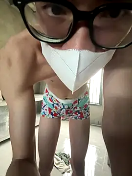 MEFUN- online show from December 4, 2025, 2:21 am