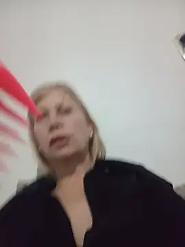 SexyMilf1211 online show from May 15, 2026, 11:39 am