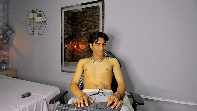 MattFiore online show from December 13, 2025, 8:36 pm