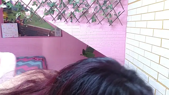 maurakloss303av online show from November 24, 2025, 9:03 pm