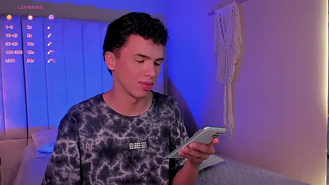 Snapshot of Seab_trooy chatting on February 9, 2026, 11:14 am Seab trooy online show from February 9, 2026, 11:14 am