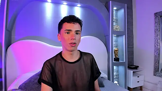 Snapshot of Seab_trooy chatting on February 26, 2026, 4:44 am Seab trooy online show from February 26, 2026, 4:44 am