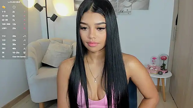 Snapshot of haileyflorez_ chatting on April 18, 2026, 7:07 pm haileyflorez online show from April 18, 2026, 7:07 pm