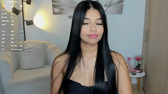 Snapshot of haileyflorez_ chatting on April 29, 2026, 5:30 pm haileyflorez online show from April 29, 2026, 5:30 pm