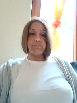 debora3 online show from January 18, 2026, 2:21 pm