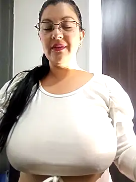 CelesteAlvarez1989 online show from March 21, 2026, 4:39 am