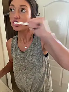 Ayybaebay online show from April 13, 2026, 8:36 pm