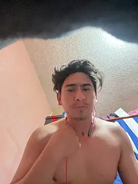 Snapshot of algila08 chatting on March 1, 2026, 7:32 am algila08 online show from March 1, 2026, 7:32 am