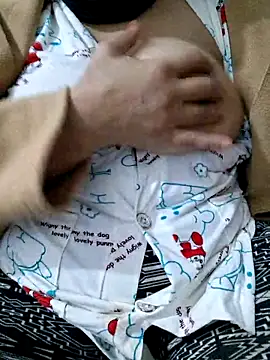 mnbvcxzqwertyuiop1235 online show from April 8, 2026, 3:12 pm