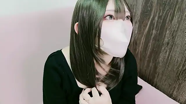 milkchan22 online show from December 2, 2025, 12:54 pm