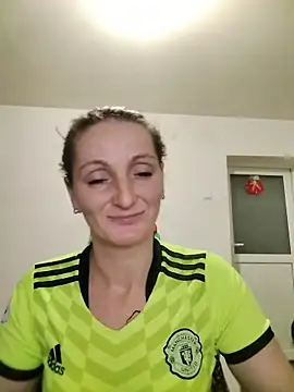 CrazyMaya39 online show from January 14, 2026, 9:52 pm